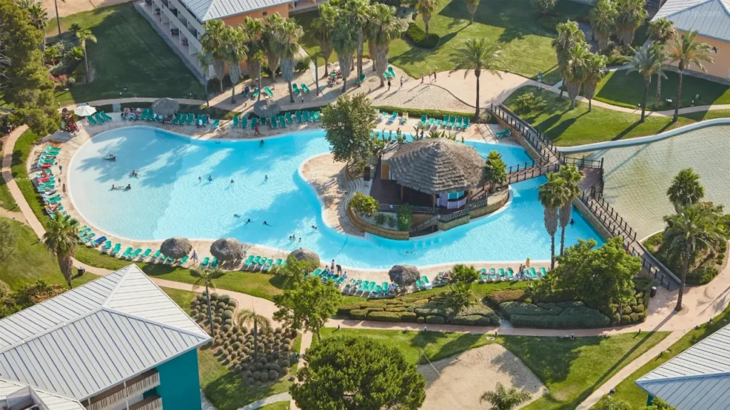 PortAventura Hotel Caribe - Includes unlimited access PortAventura Park & 1 access Ferrari Land